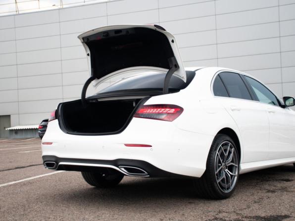 Mercedes-Benz E-Класс V (W213 S213 C238) Рестайлинг с пробегом 2020 года, цена 4 900 000 рублей, 60666 км, седан, Автокод Объявления