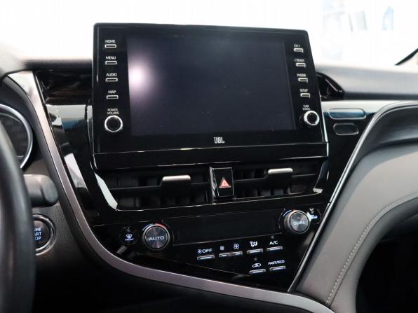 Toyota Camry VIII (XV70) Рестайлинг с пробегом 2021 года, цена 3 190 000 рублей, 100102 км, седан, Автокод Объявления