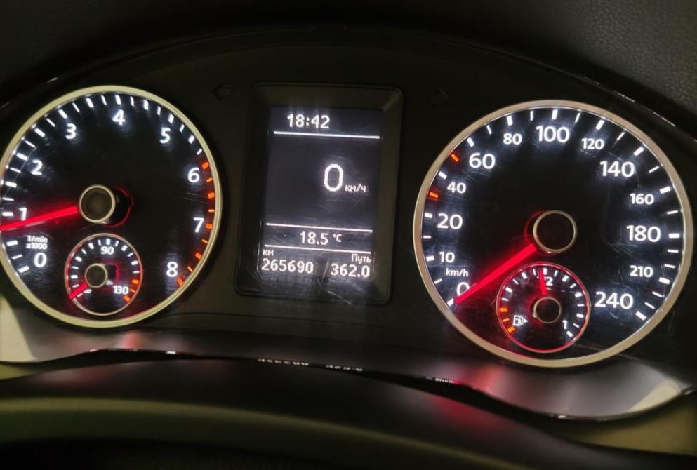 Volkswagen Tiguan I Рестайлинг Ярославль  - изображение 9