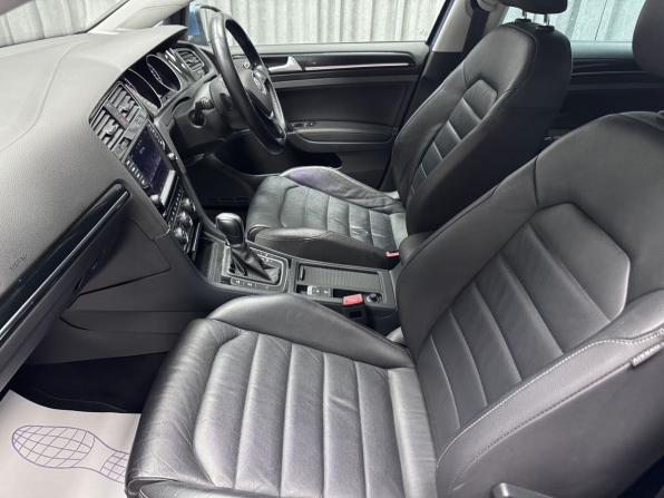 Volkswagen Golf VII с пробегом 2015 года, цена 1 500 000 рублей, 104279 км, универсал, Автокод Объявления