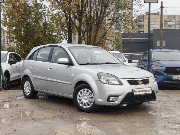 Kia Rio II Рестайлинг с пробегом 2010 года, цена 679 000 рублей, 133000 км, хэтчбек, Автокод Объявления