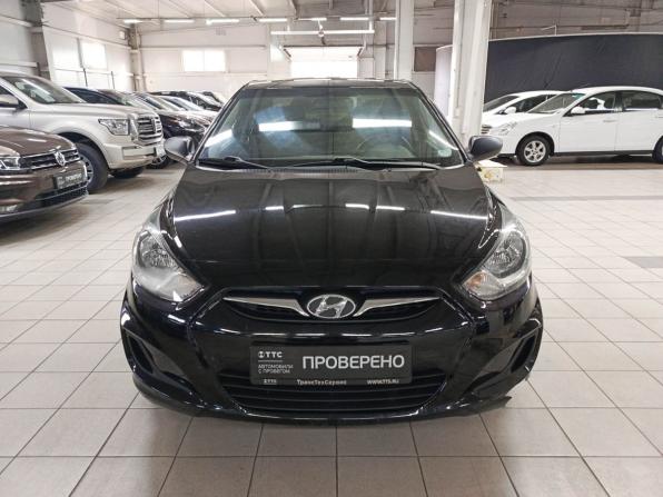 Hyundai Solaris I с пробегом 2014 года, цена 585 000 рублей, 211279 км, седан, Автокод Объявления