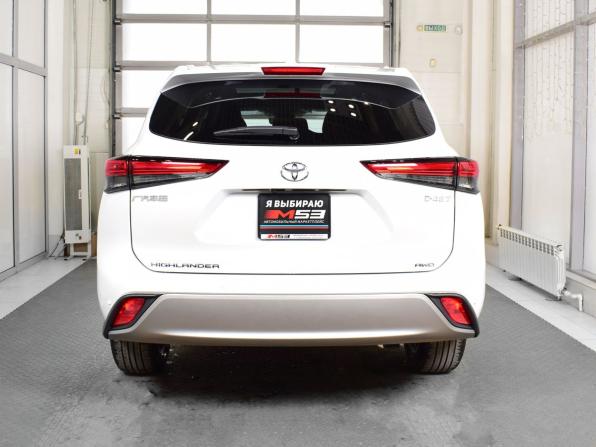 Toyota Highlander IV (XU70) с пробегом 2026 года, цена 5 299 995 рублей, 409 км, внедорожник, Автокод Объявления