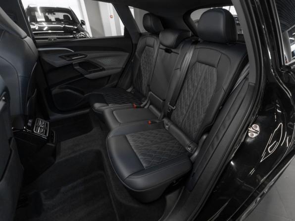 Audi Q5 III (GU) с пробегом 2025 года, цена 5 980 000 рублей, 11054 км, внедорожник, Автокод Объявления