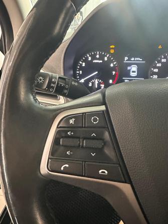 Hyundai Solaris II с пробегом 2018 года, цена 1 364 000 рублей, 115300 км, седан, Автокод Объявления