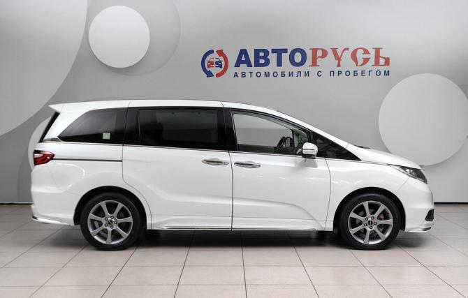 Honda Odyssey V Рестайлинг с пробегом 2020 года, цена 2 990 000 рублей, 182000 км, минивэн, Автокод Объявления