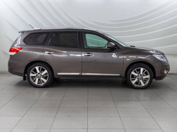 Nissan Pathfinder IV с пробегом 2015 года, цена 1 448 000 рублей, 263682 км, внедорожник, Автокод Объявления