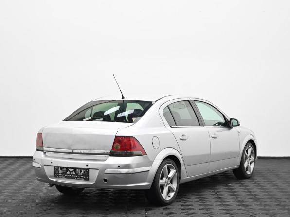 Opel Astra H Рестайлинг с пробегом 2008 года, цена 329 000 рублей, 264000 км, седан, Автокод Объявления