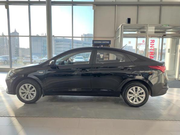 Hyundai Solaris II Рестайлинг с пробегом 2021 года, цена 1 764 000 рублей, 21034 км, седан, Автокод Объявления