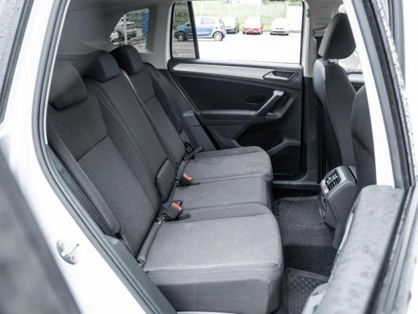 Volkswagen Tiguan II с пробегом 2020 года, цена 2 325 700 рублей, 140028 км, внедорожник, Автокод Объявления