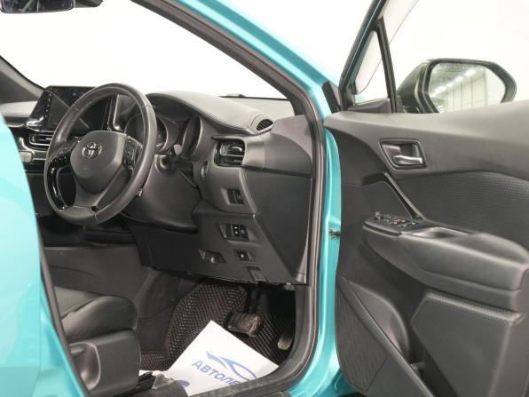 Toyota C-HR I с пробегом 2017 года, цена 1 799 000 рублей, 38000 км, внедорожник, Автокод Объявления