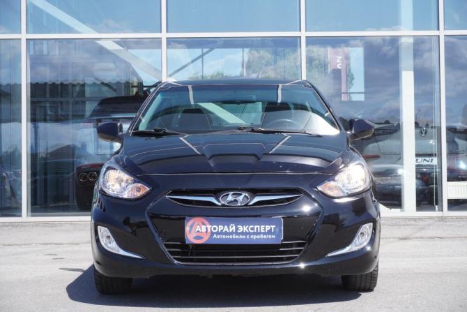 Hyundai Solaris I с пробегом 2014 года, цена 785 000 рублей, 122945 км, седан, Автокод Объявления