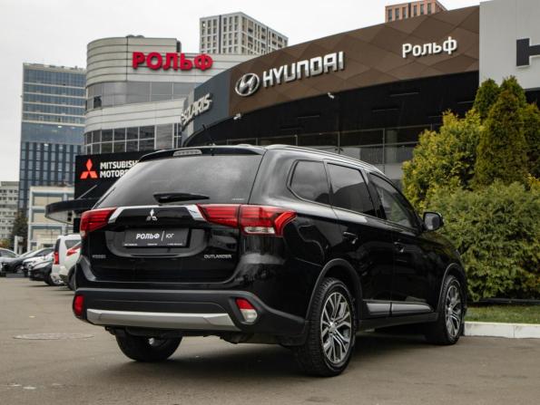 Mitsubishi Outlander III Рестайлинг 2 с пробегом 2016 года, цена 2 248 000 рублей, 27776 км, внедорожник, Автокод Объявления