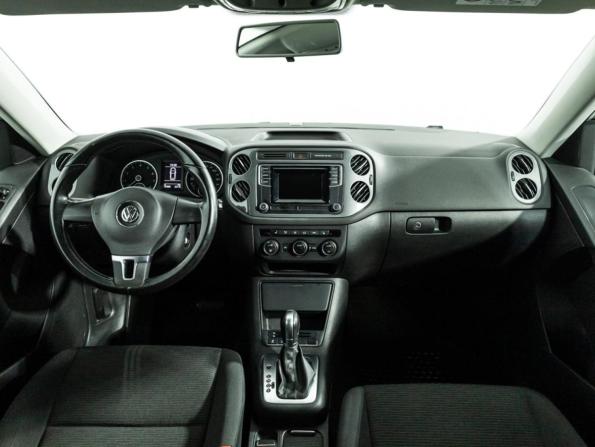 Volkswagen Tiguan I Рестайлинг с пробегом 2015 года, цена 1 699 700 рублей, 93360 км, внедорожник, Автокод Объявления