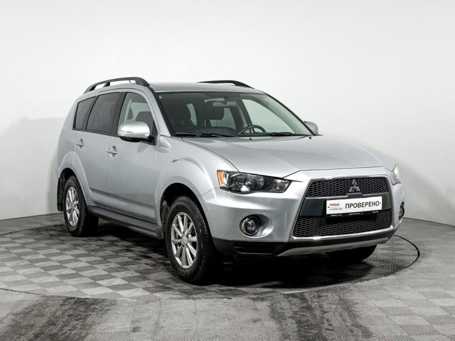 Mitsubishi Outlander II Рестайлинг Санкт-Петербург  - изображение 3