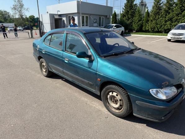 Renault Megane I с пробегом 1998 года, цена 45 000 рублей, 400000 км, седан, Автокод Объявления