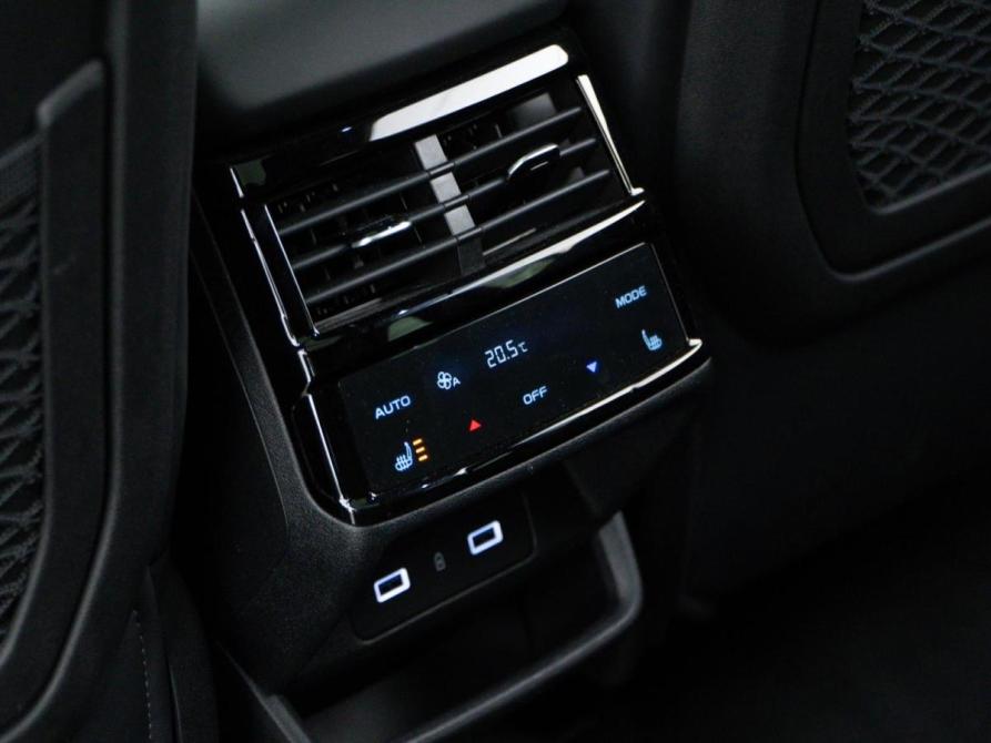 Geely Monjaro I Москва  - изображение 17
