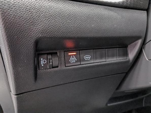 Peugeot 2008 II с пробегом 2022 года, цена 1 815 000 рублей, 102663 км, внедорожник, Автокод Объявления