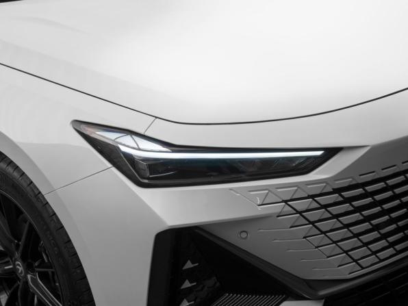 Changan UNI-V I с пробегом 2024 года, цена 2 550 000 рублей, 8808 км, лифтбек, Автокод Объявления