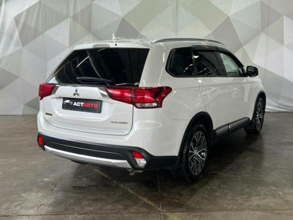 Mitsubishi Outlander III Рестайлинг 3 с пробегом 2018 года, цена 2 000 000 рублей, 189190 км, внедорожник, Автокод Объявления