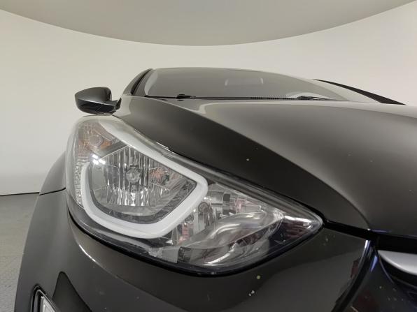 Hyundai Elantra V (MD) Рестайлинг с пробегом 2015 года, цена 1 250 000 рублей, 105516 км, седан, Автокод Объявления