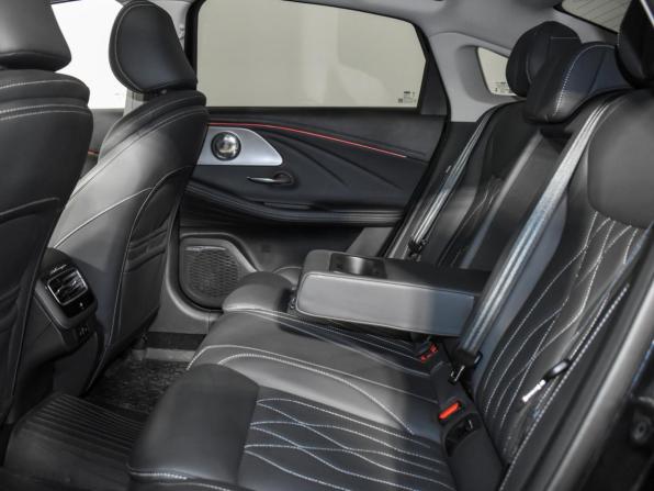 Chery Arrizo 8 с пробегом 2023 года, цена 2 120 000 рублей, 19781 км, седан, Автокод Объявления