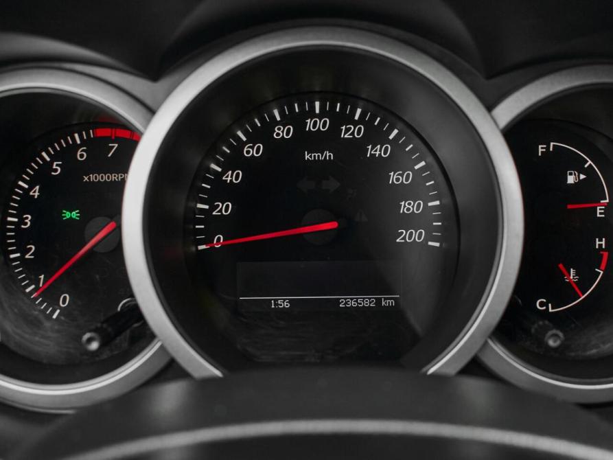 Suzuki Grand Vitara II Рестайлинг Екатеринбург  - изображение 14