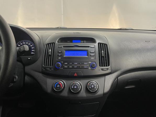 Hyundai Elantra IV (HD) с пробегом 2010 года, цена 670 000 рублей, 218841 км, седан, Автокод Объявления