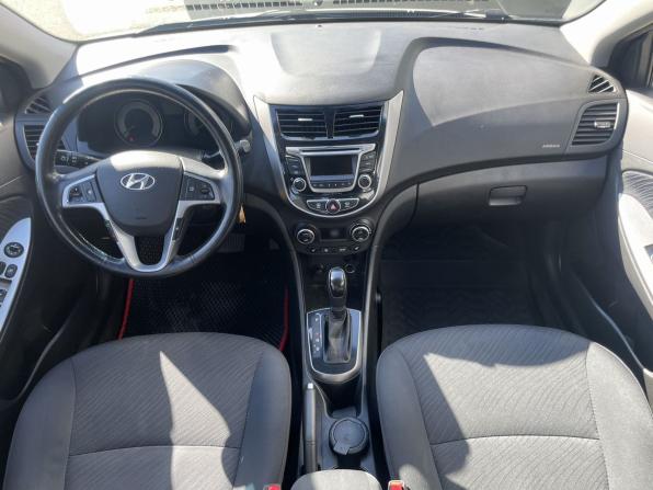 Hyundai Solaris I Рестайлинг с пробегом 2015 года, цена 1 079 000 рублей, 135048 км, седан, Автокод Объявления