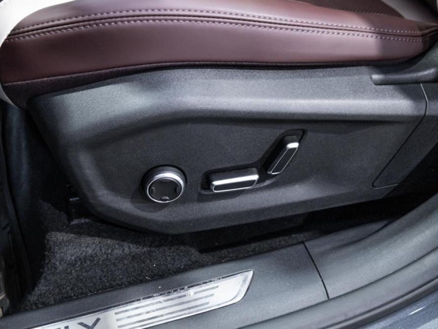 Geely Monjaro I Санкт-Петербург  - изображение 21