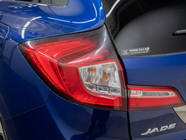 Honda Jade I с пробегом 2015 года, цена 1 397 000 рублей, 134485 км, компактвэн, Автокод Объявления