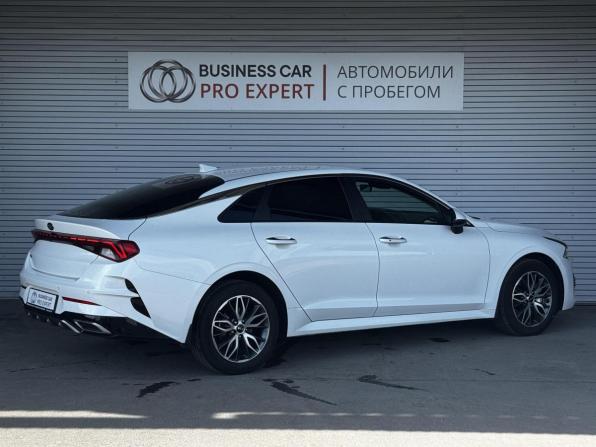 Kia K5 III с пробегом 2021 года, цена 2 425 000 рублей, 95043 км, седан, Автокод Объявления
