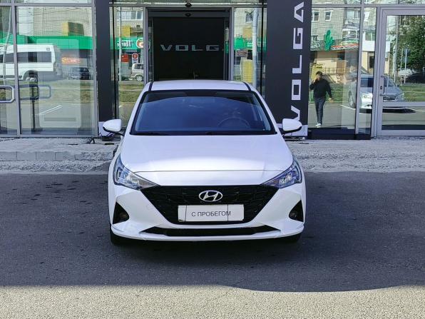 Hyundai Solaris II Рестайлинг с пробегом 2022 года, цена 1 574 000 рублей, 53497 км, седан, Автокод Объявления