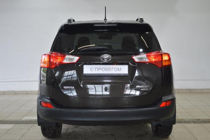 Toyota RAV4 IV (XA40) Рестайлинг с пробегом 2015 года, цена 2 475 000 рублей, 103000 км, внедорожник, Автокод Объявления