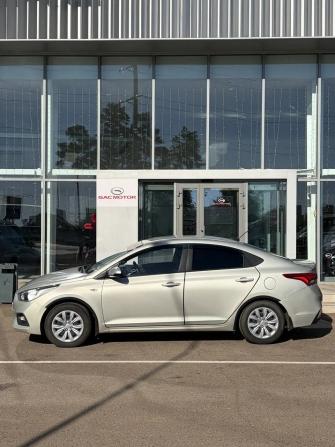 Hyundai Solaris II с пробегом 2018 года, цена 1 260 000 рублей, 76650 км, седан, Автокод Объявления