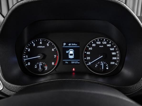 Hyundai Solaris II с пробегом 2018 года, цена 1 299 000 рублей, 159127 км, седан, Автокод Объявления