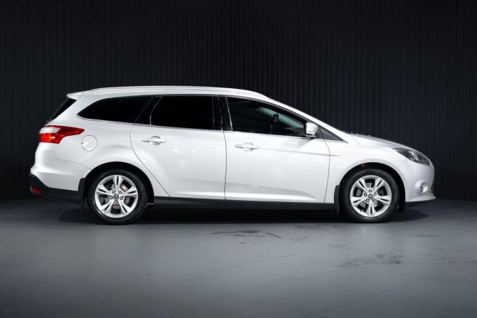 Ford Focus III с пробегом 2012 года, цена 930 000 рублей, 135000 км, универсал, Автокод Объявления