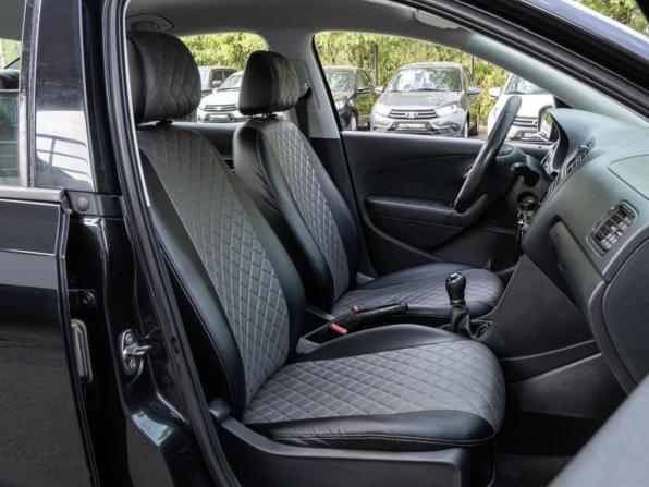 Volkswagen Polo V Рестайлинг с пробегом 2015 года, цена 895 000 рублей, 219955 км, седан, Автокод Объявления