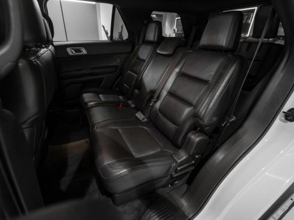 Ford Explorer V с пробегом 2015 года, цена 2 150 000 рублей, 89189 км, внедорожник, Автокод Объявления