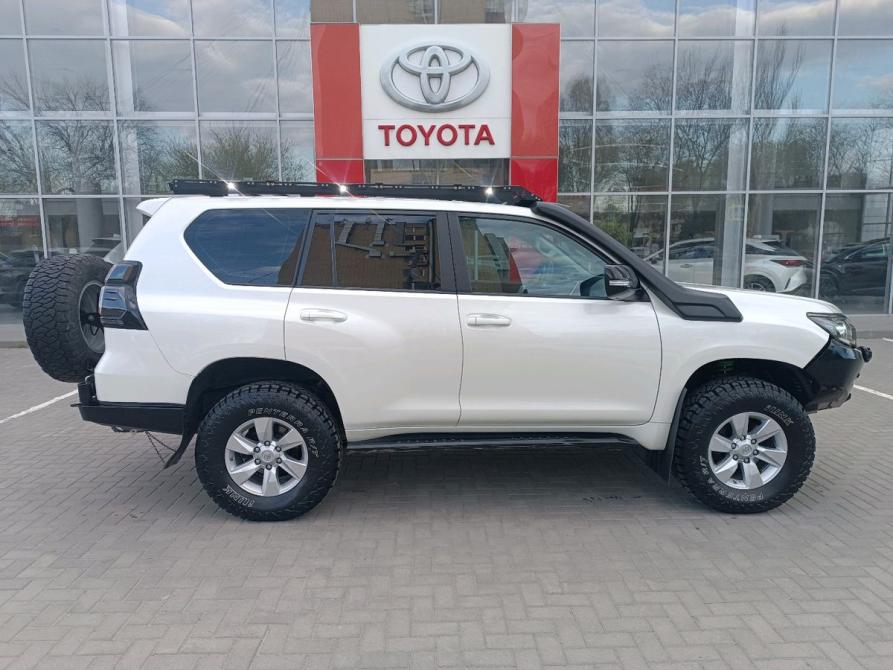 Toyota Land Cruiser Prado 150 Series Рестайлинг 3 Ростов-на-Дону  - изображение 4