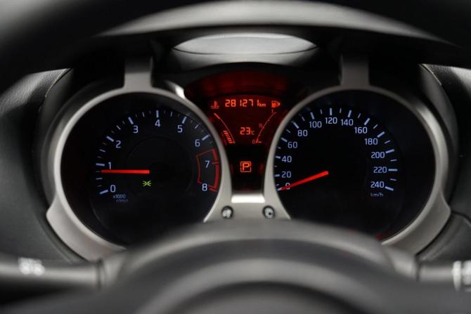 Nissan Juke I с пробегом 2014 года, цена 999 000 рублей, 280000 км, внедорожник, Автокод Объявления