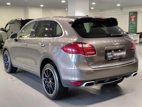Porsche Cayenne II (958) с пробегом 2010 года, цена 2 200 000 рублей, 171355 км, внедорожник, Автокод Объявления
