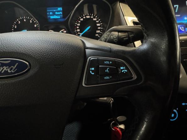 Ford Focus III Рестайлинг с пробегом 2015 года, цена 829 000 рублей, 204400 км, универсал, Автокод Объявления