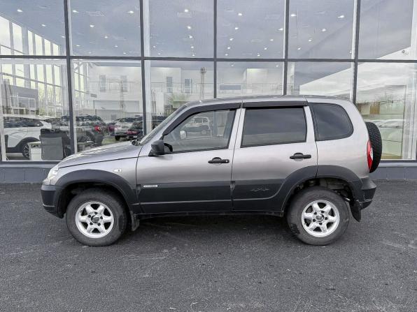 Chevrolet Niva I Рестайлинг с пробегом 2018 года, цена 660 000 рублей, 148045 км, внедорожник, Автокод Объявления