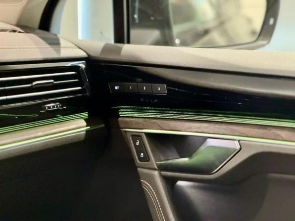 Volkswagen Touareg III с пробегом 2020 года, цена 4 250 000 рублей, 173000 км, внедорожник, Автокод Объявления