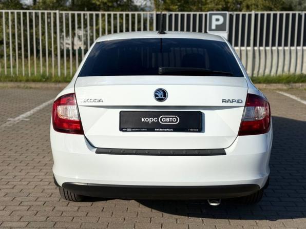 Skoda Rapid I Рестайлинг с пробегом 2018 года, цена 935 000 рублей, 156360 км, лифтбек, Автокод Объявления
