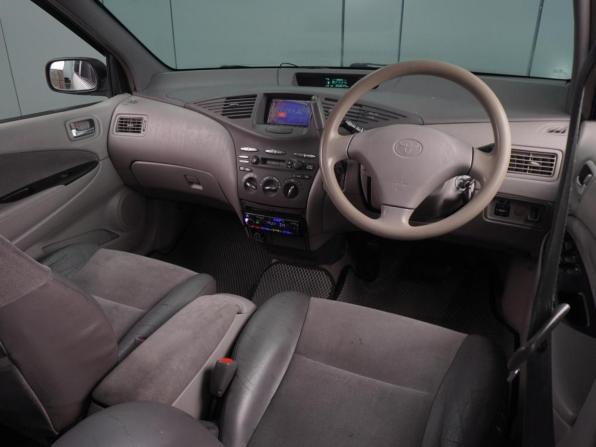Toyota Prius I (XW10) с пробегом 1999 года, цена 399 000 рублей, 350644 км, седан, Автокод Объявления