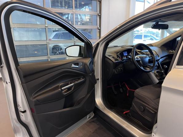 Ford Kuga II с пробегом 2013 года, цена 820 000 рублей, 261700 км, внедорожник, Автокод Объявления