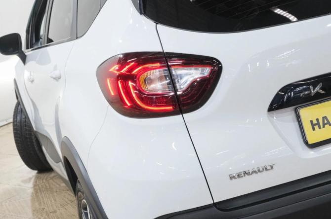 Renault Kaptur I с пробегом 2016 года, цена 1 379 000 рублей, 141000 км, внедорожник, Автокод Объявления