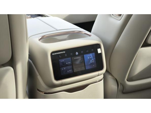 Новый Lynk &amp; Co 900 2025 года, цена 7 950 000 рублей, внедорожник, Автокод Объявления
